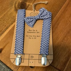 Mud pie bow tie and suspended set